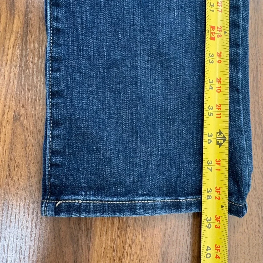Chicos Platinum Denim Jeans 1.5/US 10 Short‎ Blue Straight Leg Stretch Classic